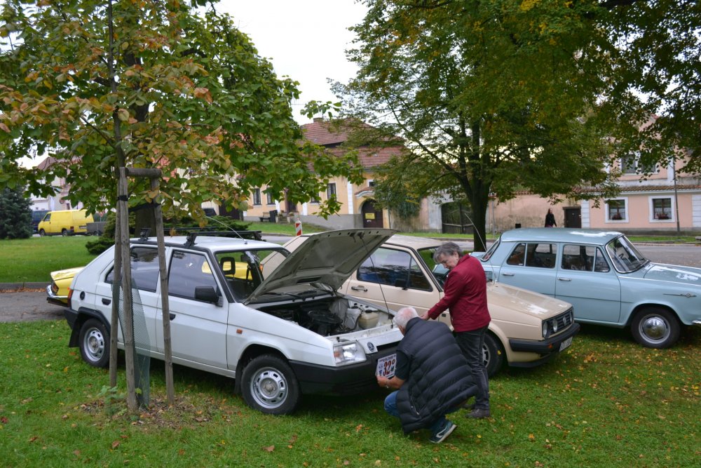 V Česku se ročně prodá více než 500 automobilových veteránů.