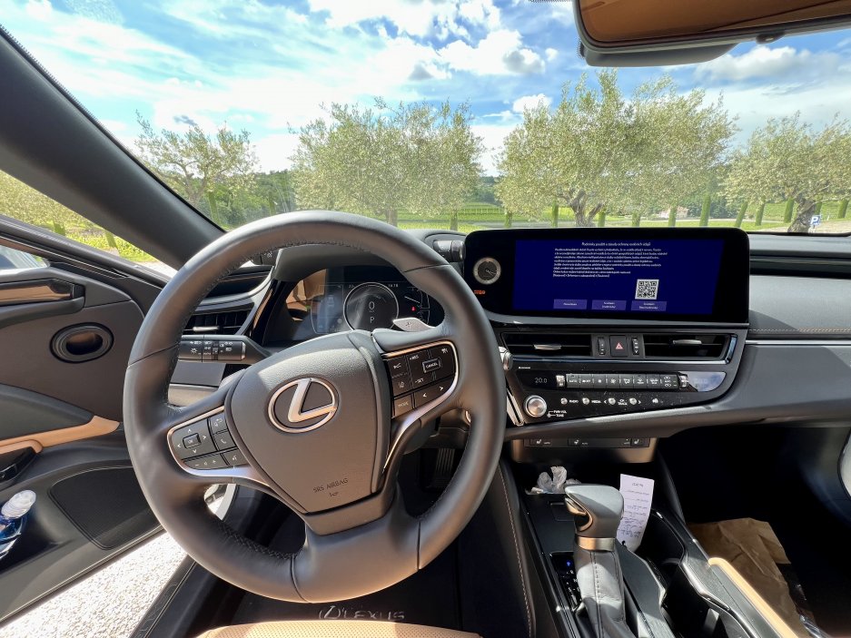 Lexus ES 300h