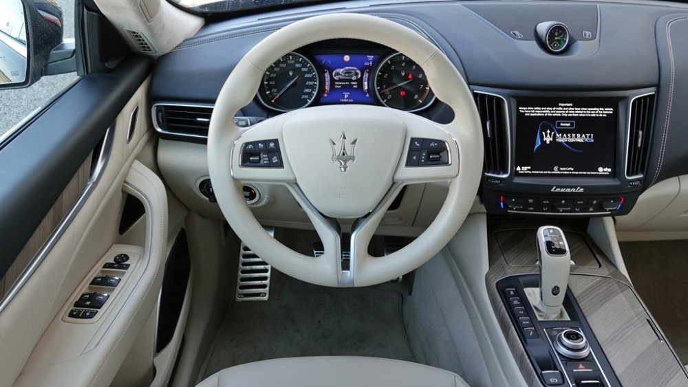 Maserati Levante Granlusso S M156