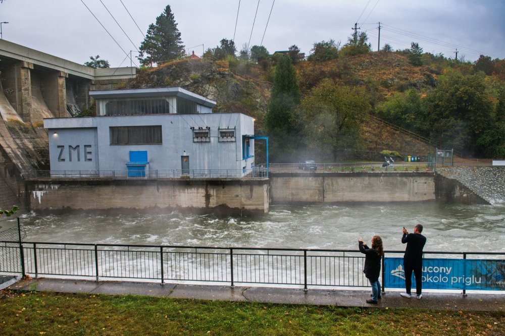 Vodohospodáři snižují hladinu Brněnské přehrady