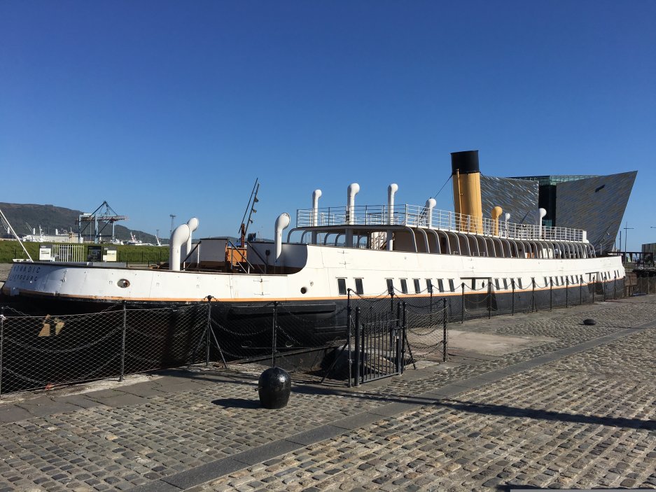 Jediný dochovaný parník White Star Line. Titanic nemohl v některých mělkých přístavech až ke břehu, tak pasažéry a zásoby dovážel malý Nomadic. 