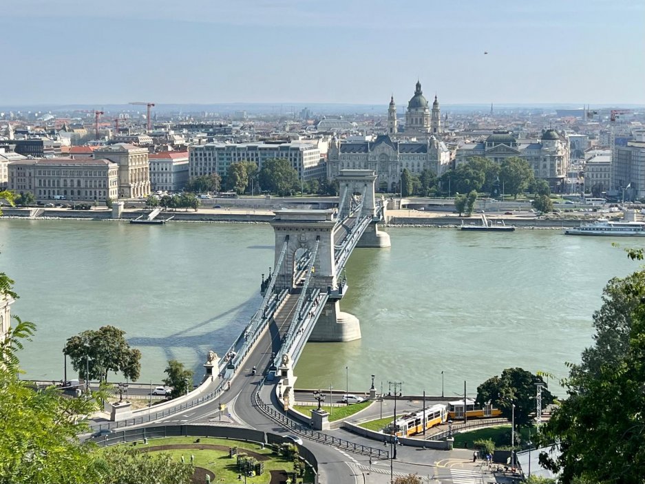 Budapešť