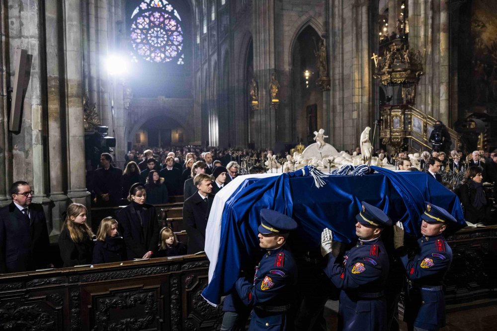 nominace v kategorii Lidé, o kterých se mluví - Ondřej Deml, ČTK / Poslední rozloučení