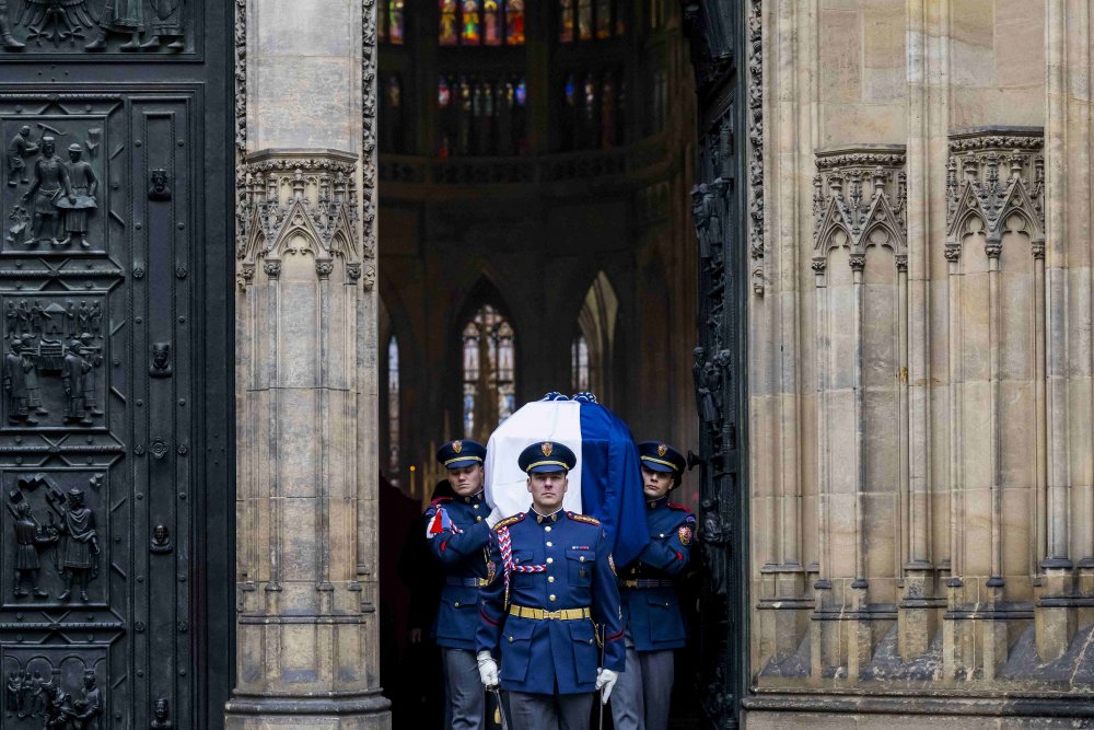 nominace v kategorii Lidé, o kterých se mluví - Ondřej Deml, ČTK / Poslední rozloučení