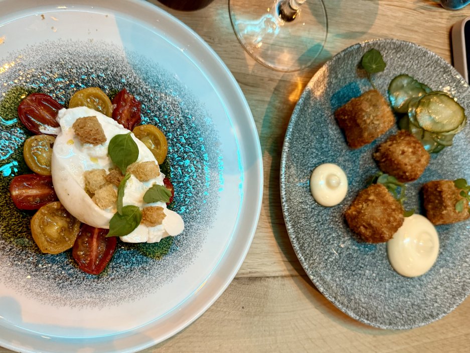 Nové stálé menu – burrata a kuřecí krokety