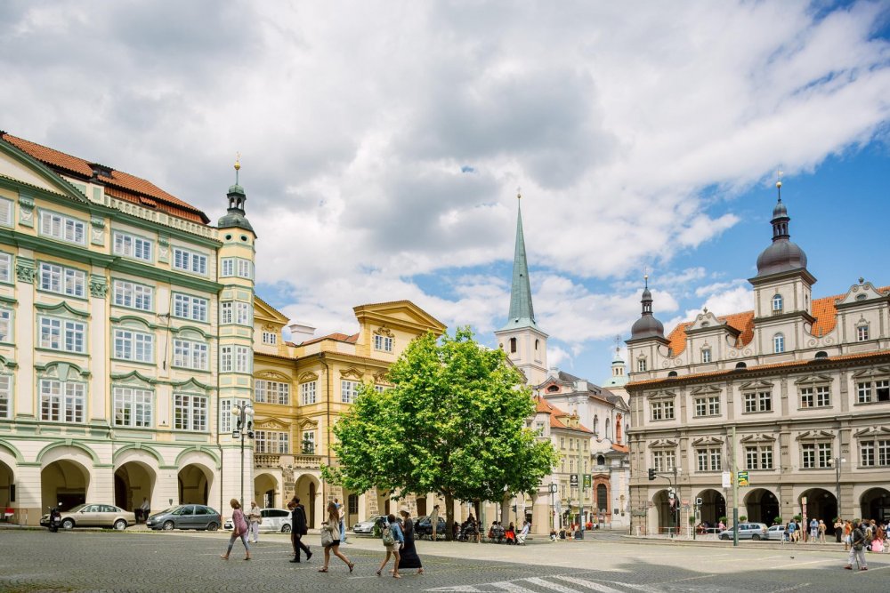 Proměna náměstí vyjde magistrát na téměř 75 milionů korun.