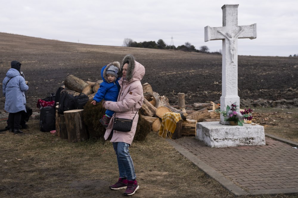 Váleční uprchlíci z Ukrajiny na polském hraničním přechodu Hrebenne, 2. března.