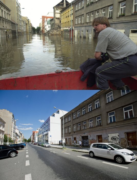 Jednou z nejvíce zasažených pražských čtvrtí byl při povodních v roce 2002 pražský Karlín. Na snímku z 13. srpna 2002 (vlevo) je Křížíkova ulice a vpravo stejné místo dnes (na snímku z 2. srpna 2017). 