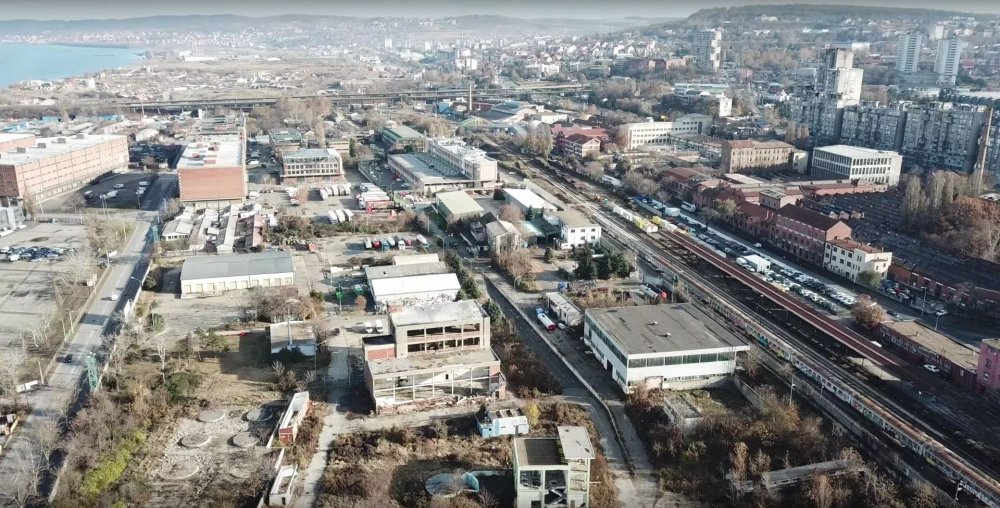 A téměř 40 tisíc metrů čtverečních kanceláří. 