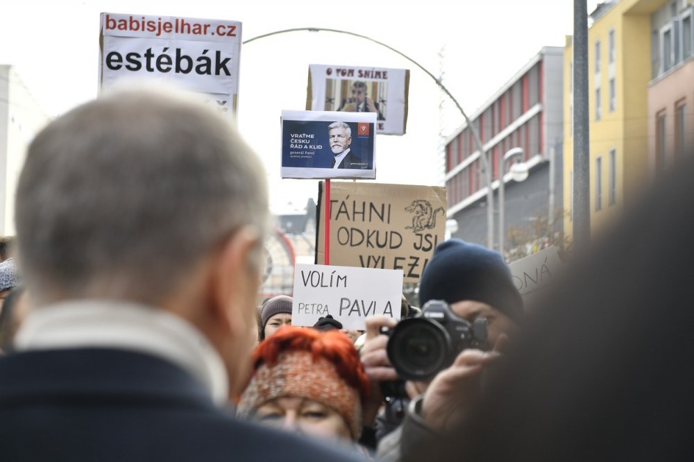 V Liberci se s Andrejem Babišem chtěli potkat nejen jeho příznivci, ale i odpůrci.