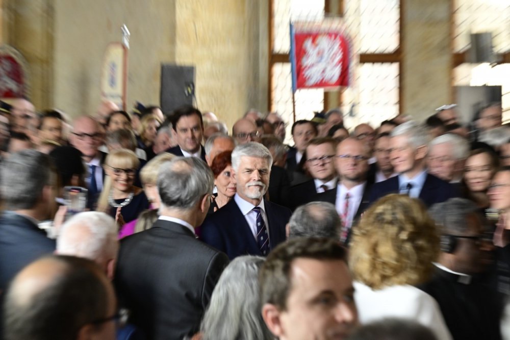 Společná schůze obou komor Parlamentu, na které nově zvolený prezident Petr Pavel (uprostřed) složil slib do rukou předsedy Senátu Miloše Vystrčila (ODS), 9. března 2023, Vladislavský sál, Pražský hrad.