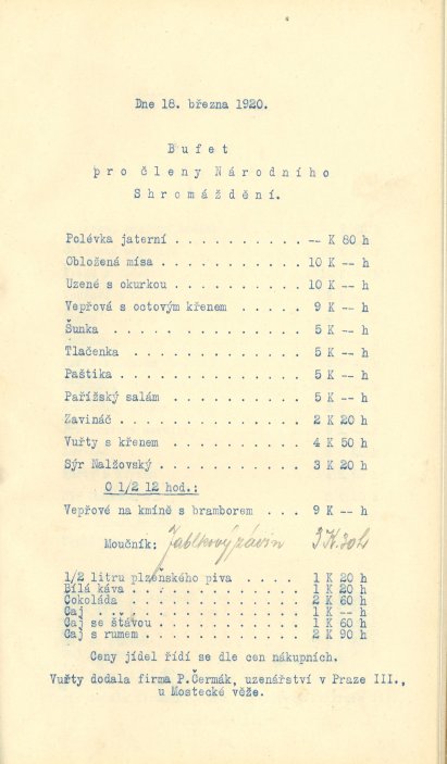 Polévka za 80 haléřů, tlačenka za pět korun. Ceny v bufetu byly v První republice velmi lidové, ostatně i dnes.