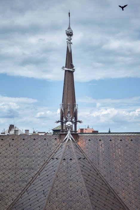 Jedním z největších zásahů byla oprava střechy. Krov byl kvůli zatékání rozsáhle poškozený.