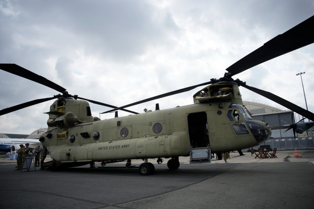 Vrtulník CH-47F Chinook americké armády 