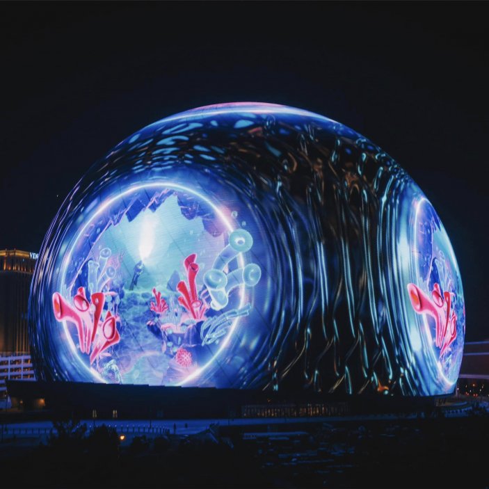 Povrch Sphere tvoří 1,2 milionu LED světel