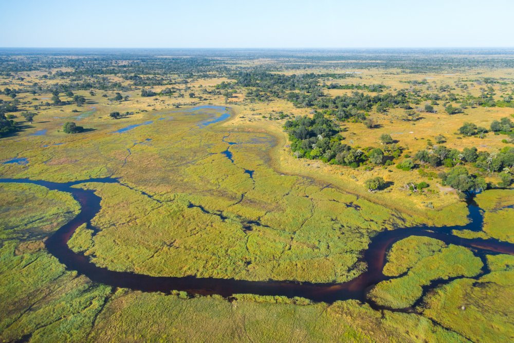 8. místo - Maun, Botswana. Město ležící na severu africké země patří k oblíbeným destinacím především kvůli blízkým přírodním rezervacím. Turisté zde průměrně utratí 949 dolarů denně, tedy necelých 21 tisíc korun. Mnohé by mohla odradit průměrná cena letenky, která se pohybuje okolo 59 tisíc korun. 