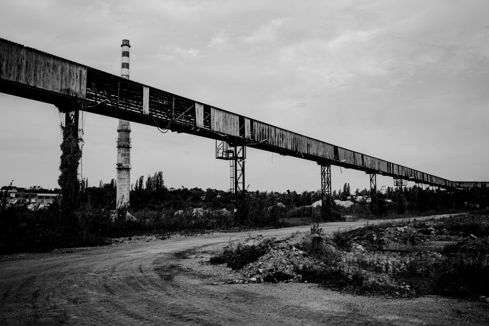 Panattoni čekají kromě sondování podzemí i demolice mostu, v němž jsou vedeny všechny sítě.