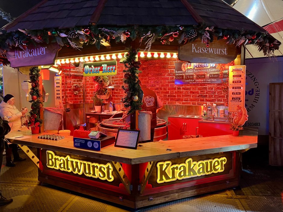 Klobásy jsou na Winter Wonderland všudypřítomné